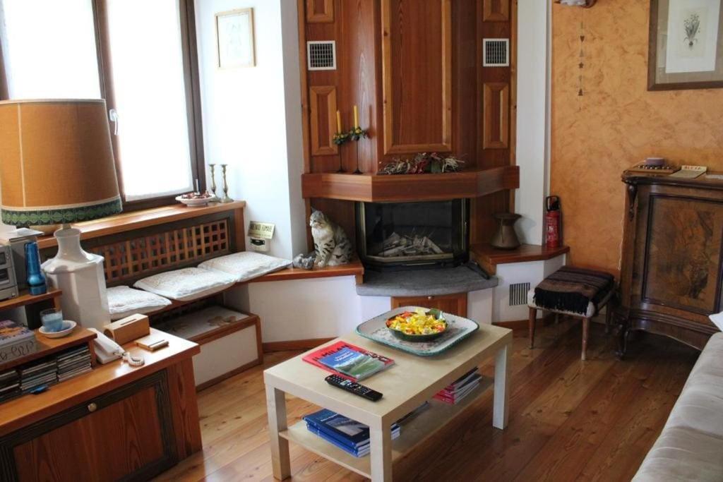 Poggiridenti Casa Coloriヴィラ エクステリア 写真
